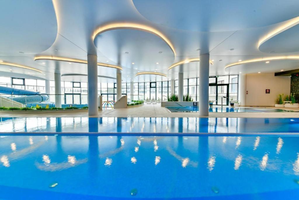 Apartament E012 Polanki Aqua コウォブジェク エクステリア 写真